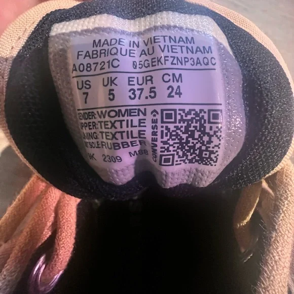 New gold quilted platform converse - Picture 2 of 4